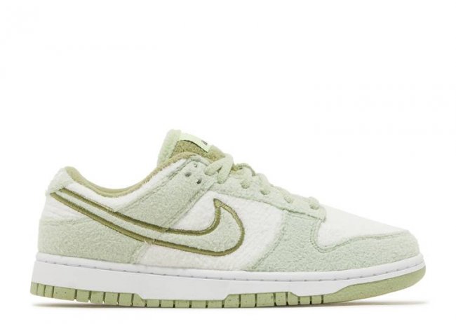 Wmns Dunk Low SE ‘Fleece – Honeydew’ DQ7579 300