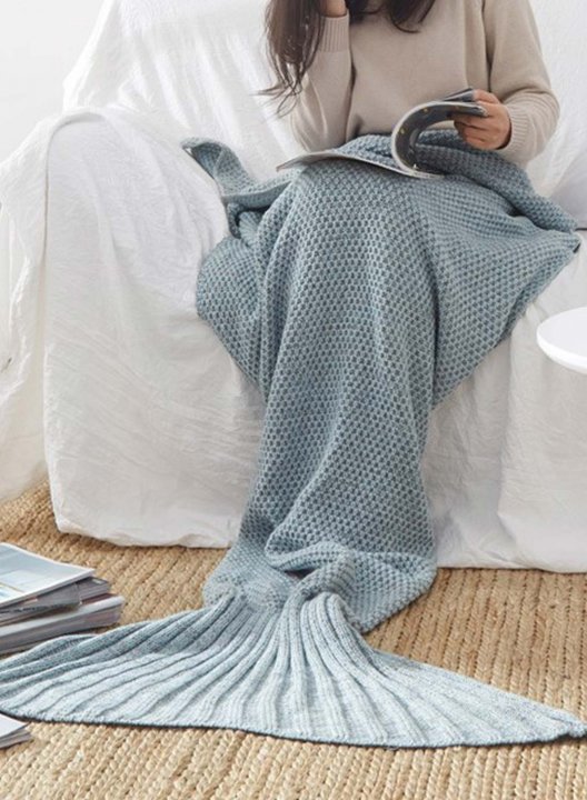 Solid Mermaid Tail Knitted Blanket