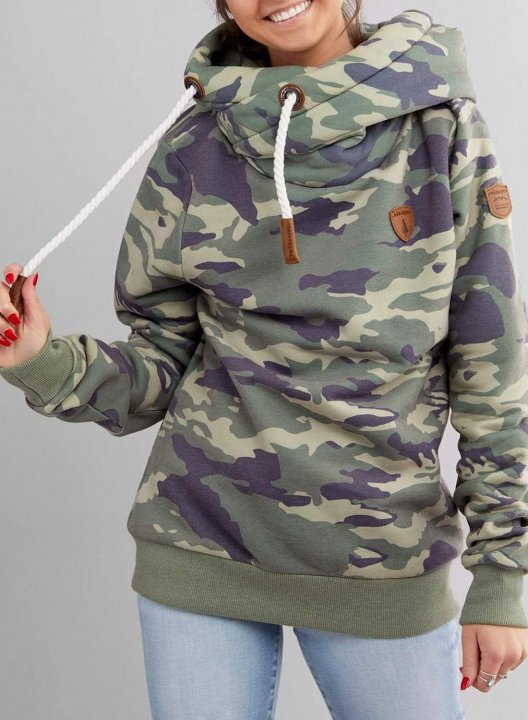 Women's Camo Long Sleeve Hooded Sweatshirt mit Drawstring