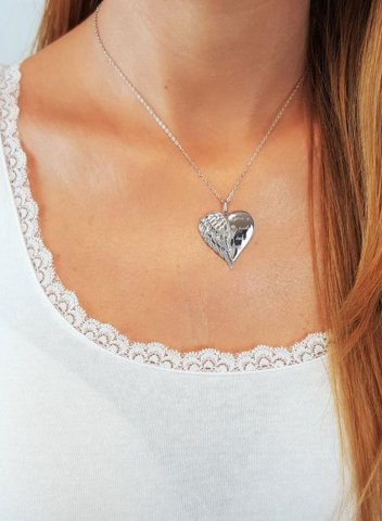 Women's Necklaces Heart-shaped Wing Pendant Lettering Necklace