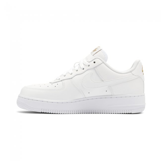 Nike Air Force 1 07 LX Lucky Charm DD1525-100