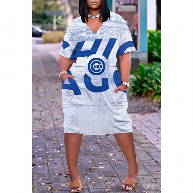 Women's Chicago Cubs Printed V-neck Casual Pocket Dress