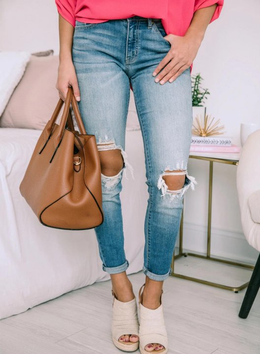 The Kallista Medium Wash Distressed Crop Jeans