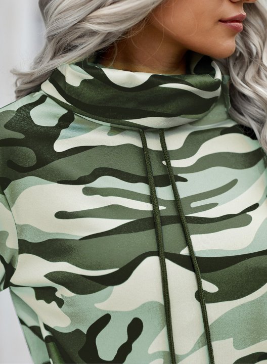 Camo Pocket Turtleneck Casual Sweatshirt