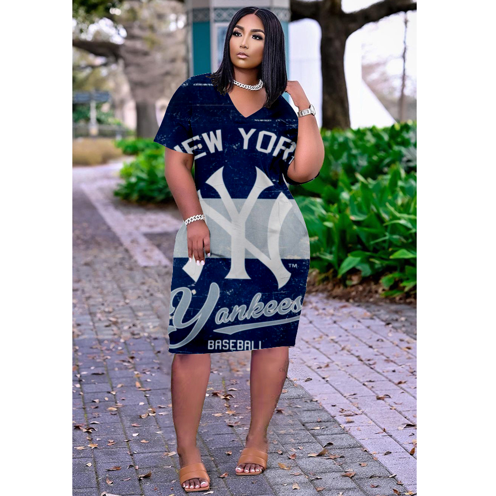 New York Yankees V-Neck Jacket Short-Sleeved Bat-Sleeved Dress