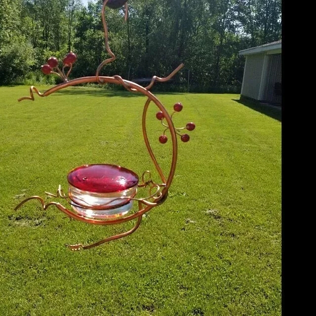 Red Berries Hummingbird Feeder