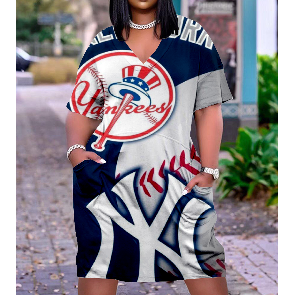 New York Yankees V-Neck Jacket Short-Sleeved Bat-Sleeved Dress